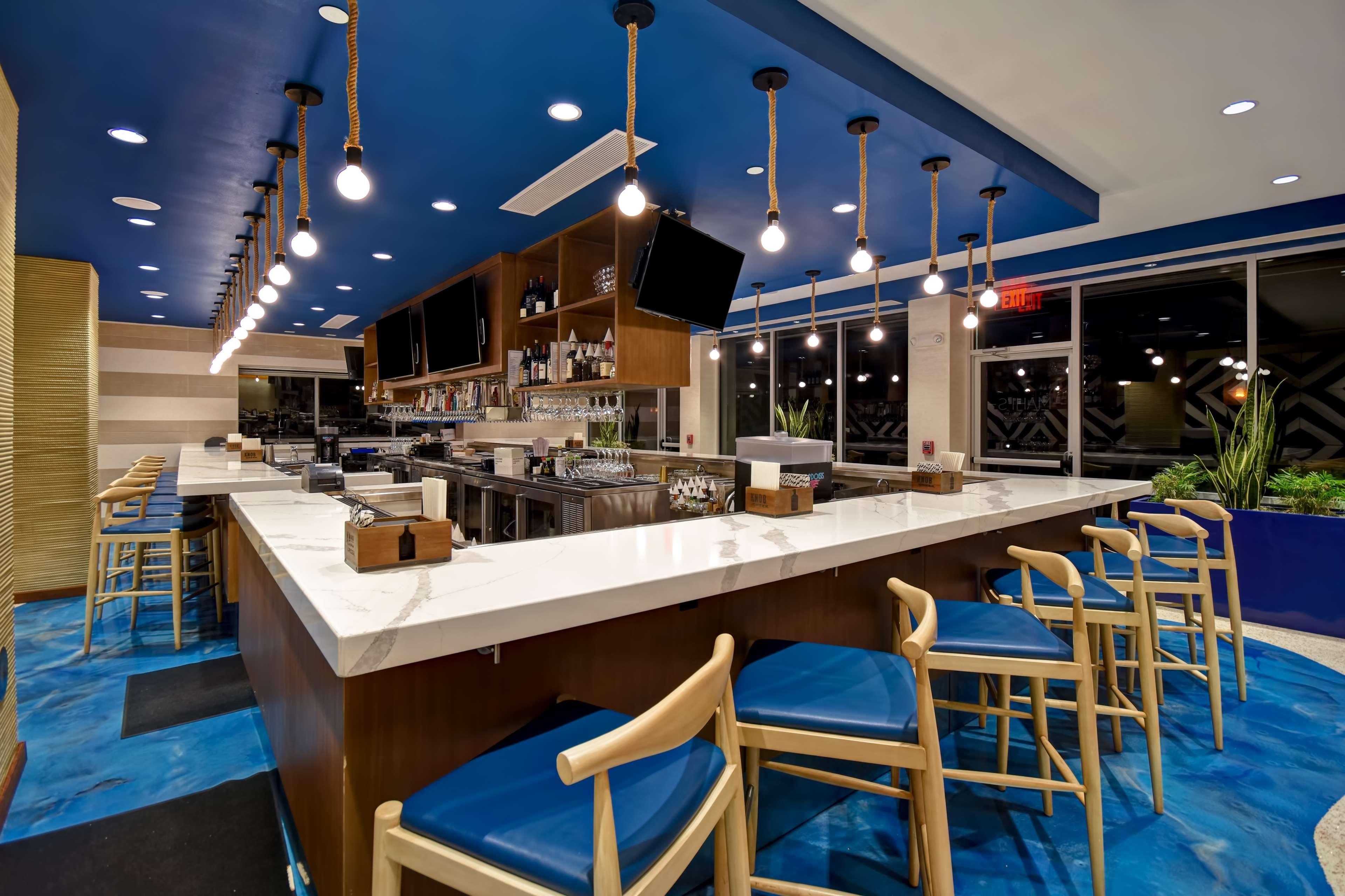 Doubletree By Hilton Oceanfront Virginia Beach Exteriör bild