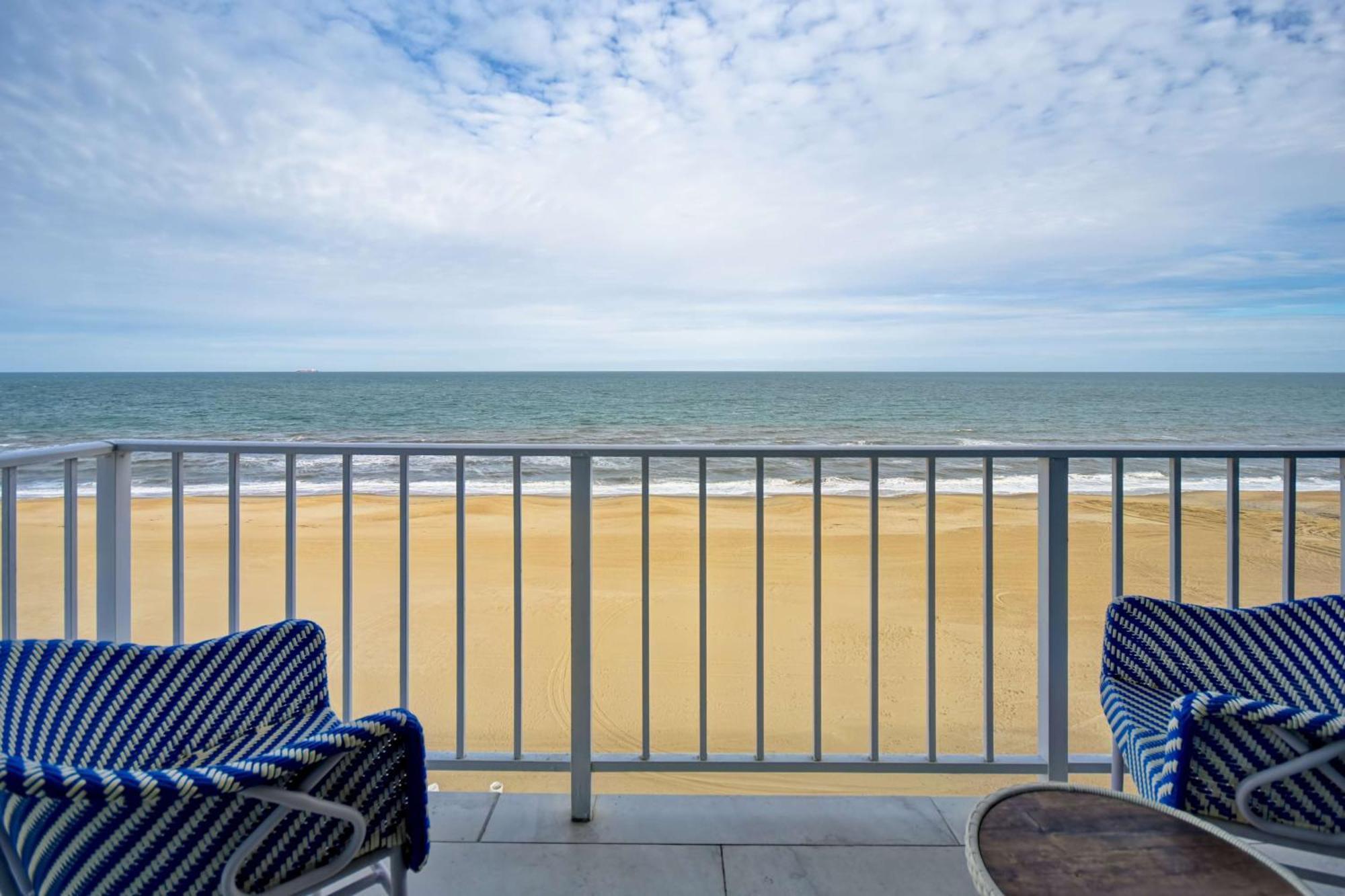 Doubletree By Hilton Oceanfront Virginia Beach Exteriör bild