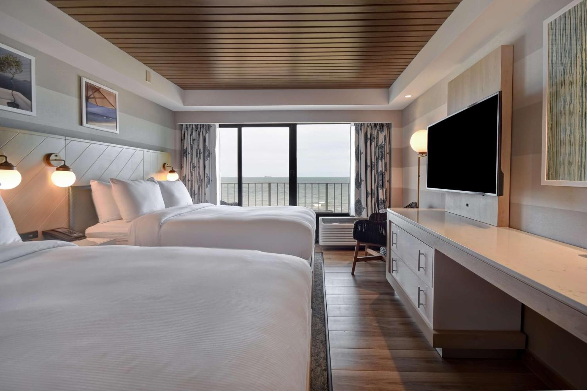 Doubletree By Hilton Oceanfront Virginia Beach Exteriör bild